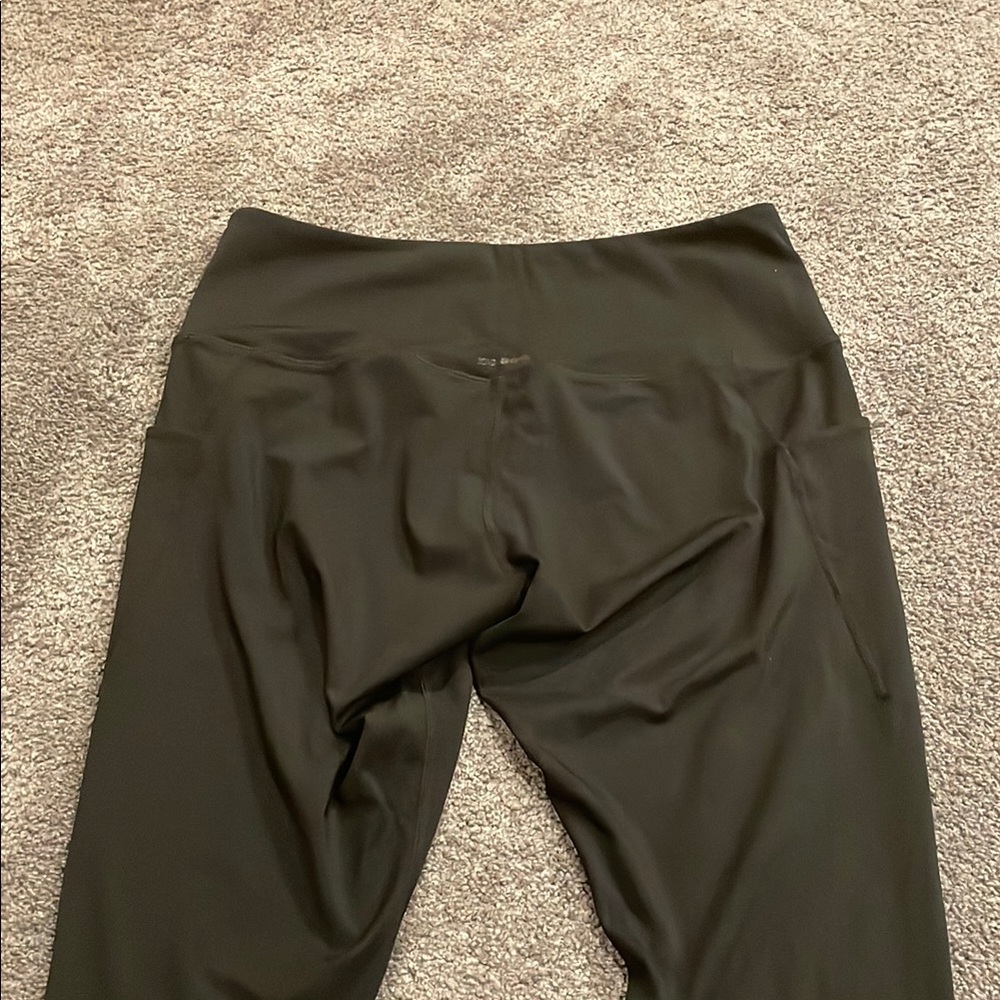 Love & Sports woman’s size large (12-14) Black High-Waisted Leggings - Picture 4 of 6